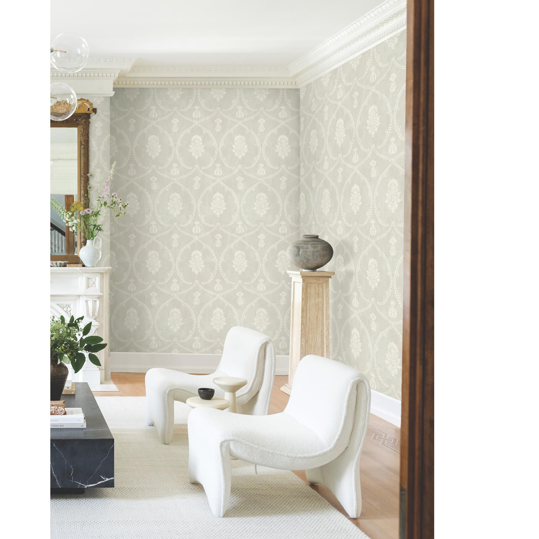 MX9642 - Ronald Redding Astoria Wallpaper Royal Damask